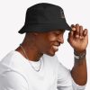 ssrcobucket hatmens10101001c5ca27c6sidetall portrait750x1000 bgf8f8f8.u2 14 - NieR: Automata Merch