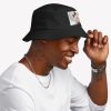 ssrcobucket hatmens10101001c5ca27c6sidetall portrait750x1000 bgf8f8f8.u2 15 - NieR: Automata Merch